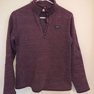 Women’s Patagonia plum 1/4 zip Pull-Over